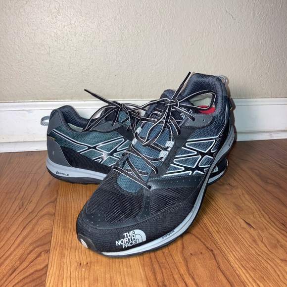 north face athletic shoes